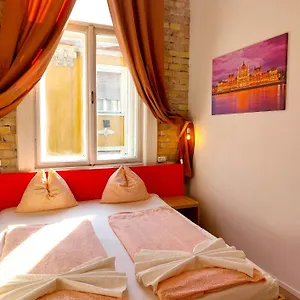 Goodmo Smart Hostel