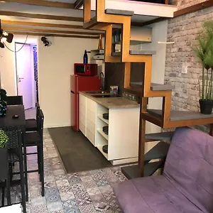 Corvin Ruinpub Designed Apartament